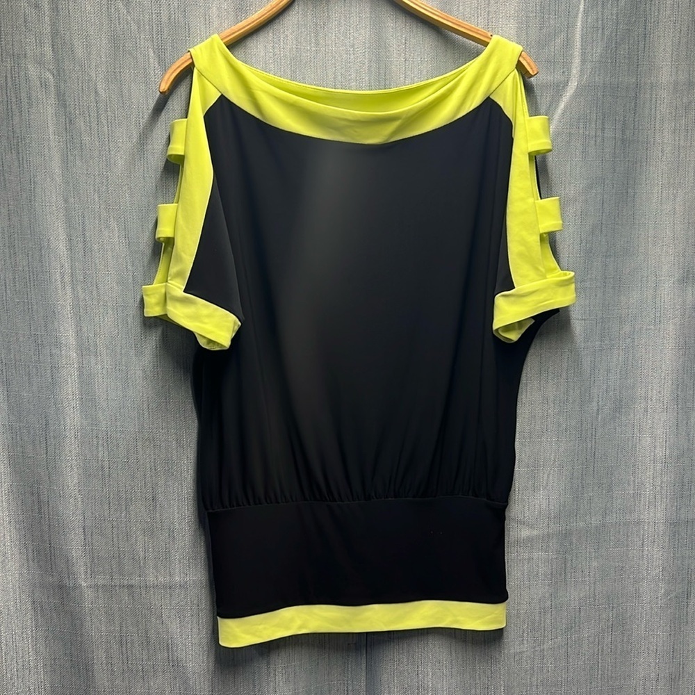 Joesph Ribkoff black and yellow short sleeve size 4